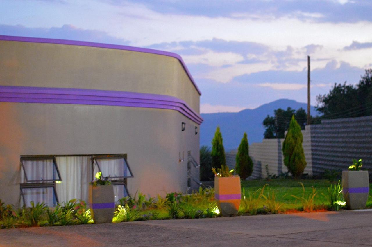 Rehoboth Mountain Suites มบาบาเน ภายนอก รูปภาพ